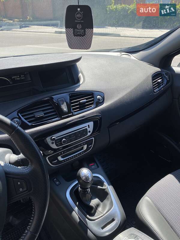 Минивэн Renault Grand Scenic 2013 в Николаеве