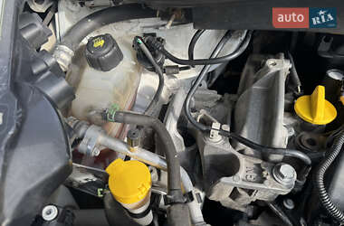 Минивэн Renault Grand Scenic 2009 в 