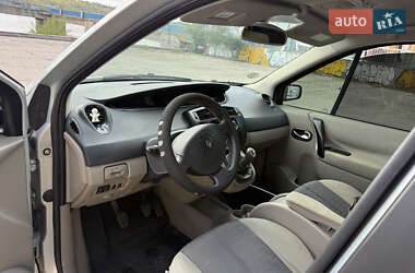Мінівен Renault Grand Scenic 2004 в  фото 5 Мінівен Renault Grand Scenic 2004 в