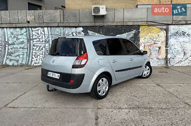 Мінівен Renault Grand Scenic 2004 в  фото 7 Мінівен Renault Grand Scenic 2004 в