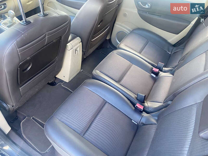 Минивэн Renault Grand Scenic 2009 в Самборе