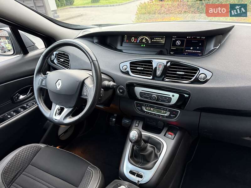 Мінівен Renault Grand Scenic 2015 в Стрию