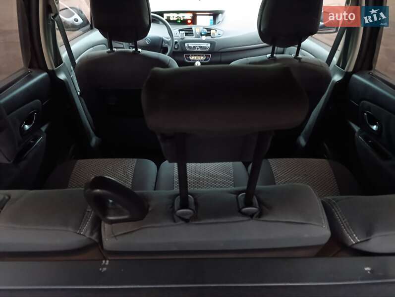 Минивэн Renault Grand Scenic 2010 в Теофиполе