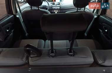 Минивэн Renault Grand Scenic 2010 в 