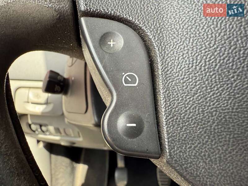 Мінівен Renault Grand Scenic 2006 в Києві фото 21 Мінівен Renault Grand Scenic 2006 в Києві