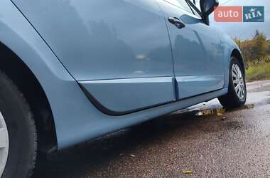 Минивэн Renault Grand Scenic 2011 в 