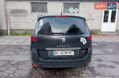 Минивэн Renault Grand Scenic 2011 в 