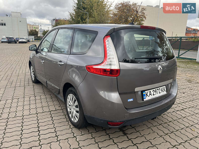 Минивэн Renault Grand Scenic 2009 в Вишневом
