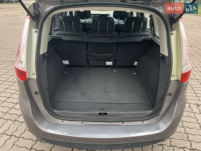Минивэн Renault Grand Scenic 2009 в Вишневом