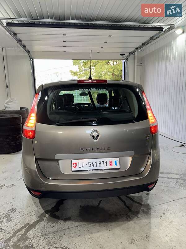 Минивэн Renault Grand Scenic 2011 в Золочеве фото 8 Минивэн Renault Grand Scenic 2011 в Золочеве