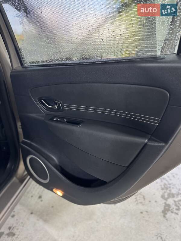 Минивэн Renault Grand Scenic 2011 в Золочеве фото 23 Минивэн Renault Grand Scenic 2011 в Золочеве