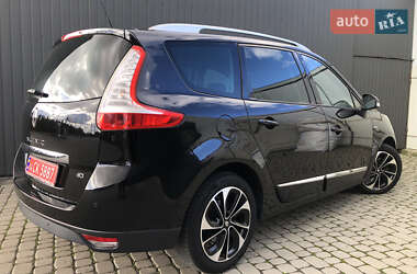 Минивэн Renault Grand Scenic 2016 в 