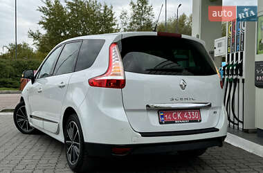 Минивэн Renault Grand Scenic 2012 в 