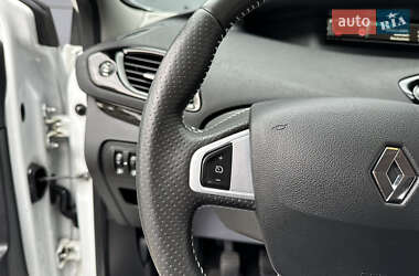 Минивэн Renault Grand Scenic 2012 в 