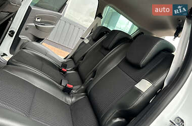 Минивэн Renault Grand Scenic 2012 в 