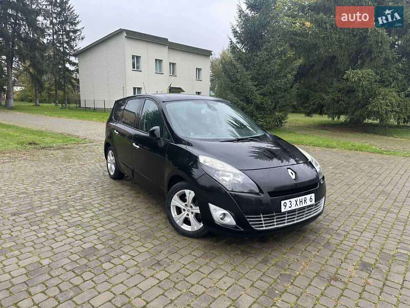 Renault Grand Scenic 2011