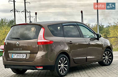 Минивэн Renault Grand Scenic 2011 в 