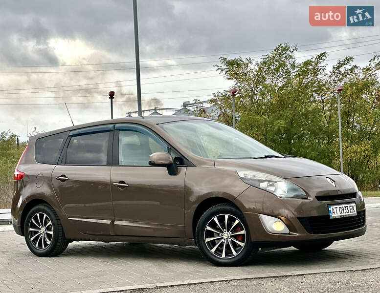 Мінівен Renault Grand Scenic 2011 в Кропивницькому
