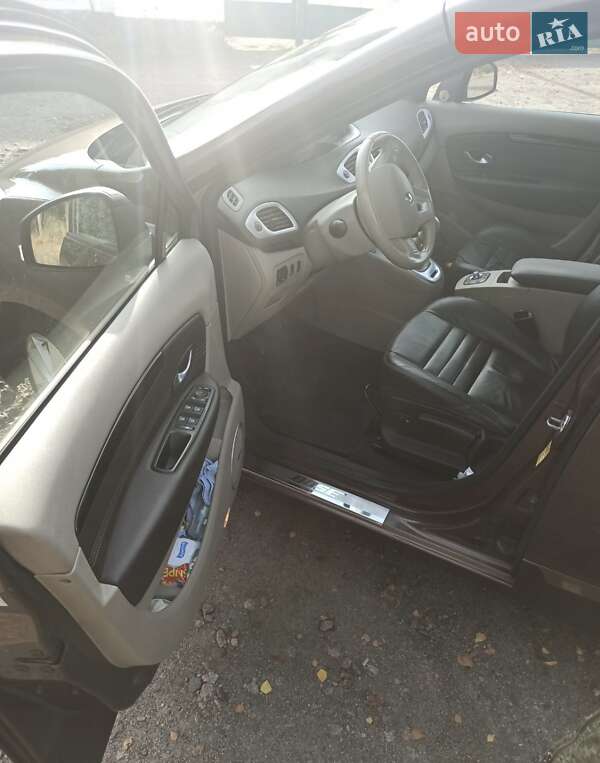 Минивэн Renault Grand Scenic 2009 в Золотоноше