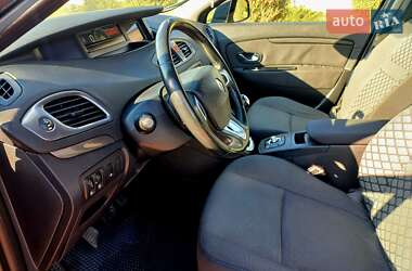 Минивэн Renault Grand Scenic 2011 в 