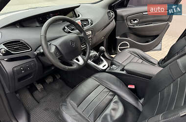 Минивэн Renault Grand Scenic 2011 в 