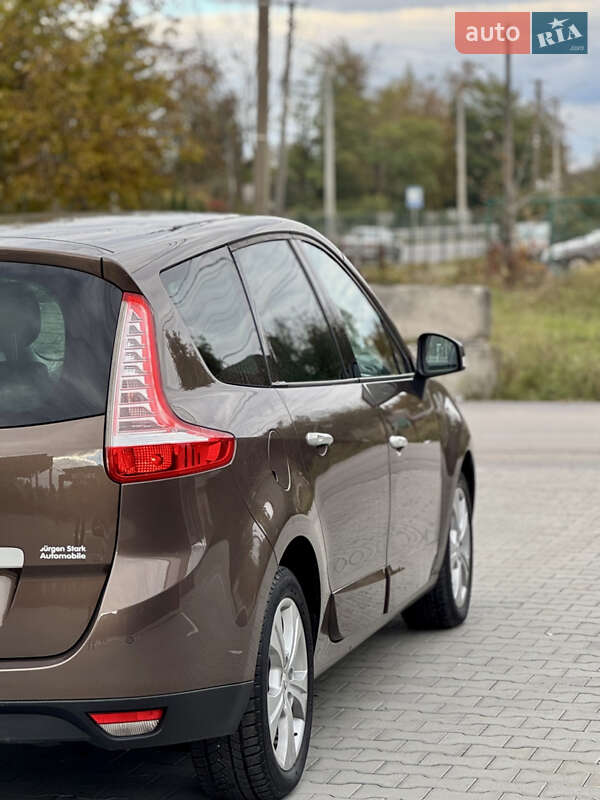 Минивэн Renault Grand Scenic 2010 в Виннице