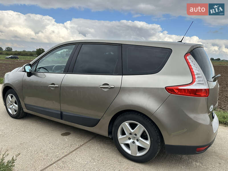 Минивэн Renault Grand Scenic 2012 в Житомире