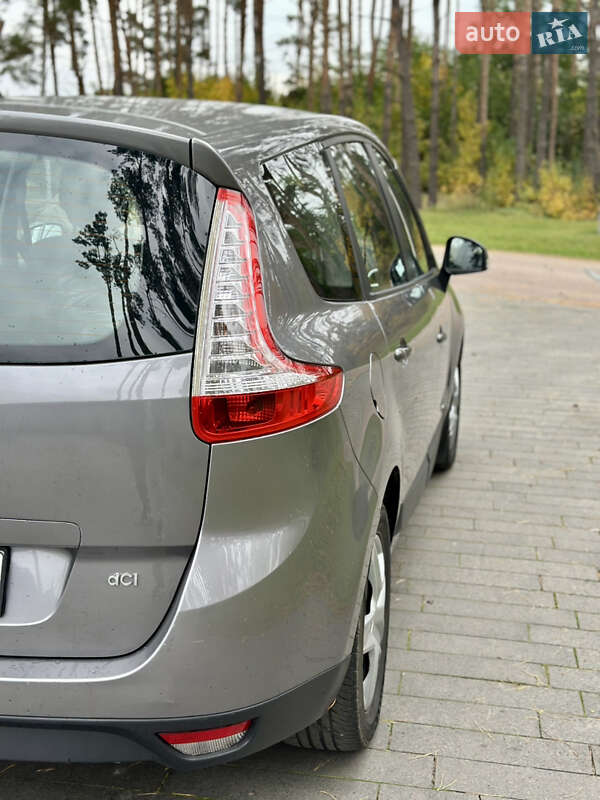 Минивэн Renault Grand Scenic 2013 в Житомире