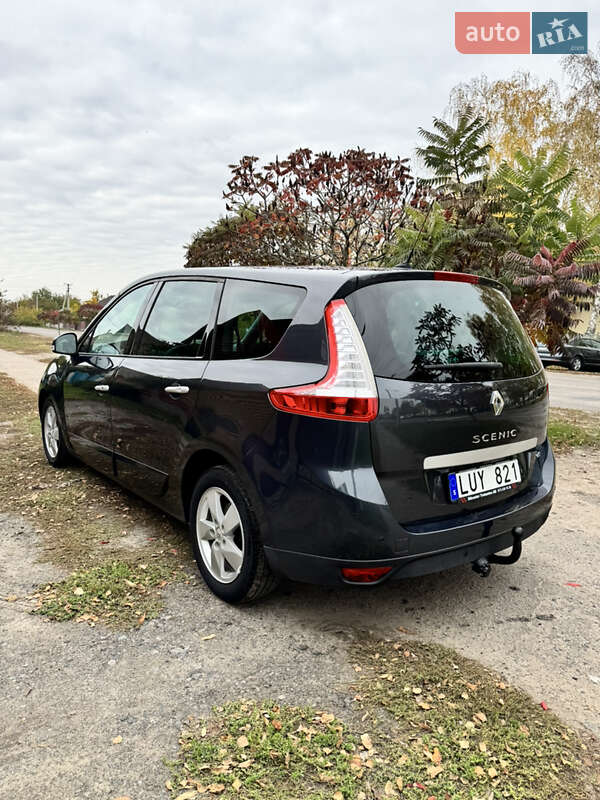 Минивэн Renault Grand Scenic 2011 в Котельве