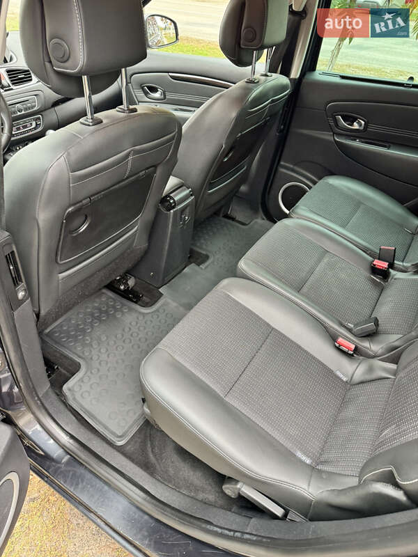 Минивэн Renault Grand Scenic 2011 в Котельве