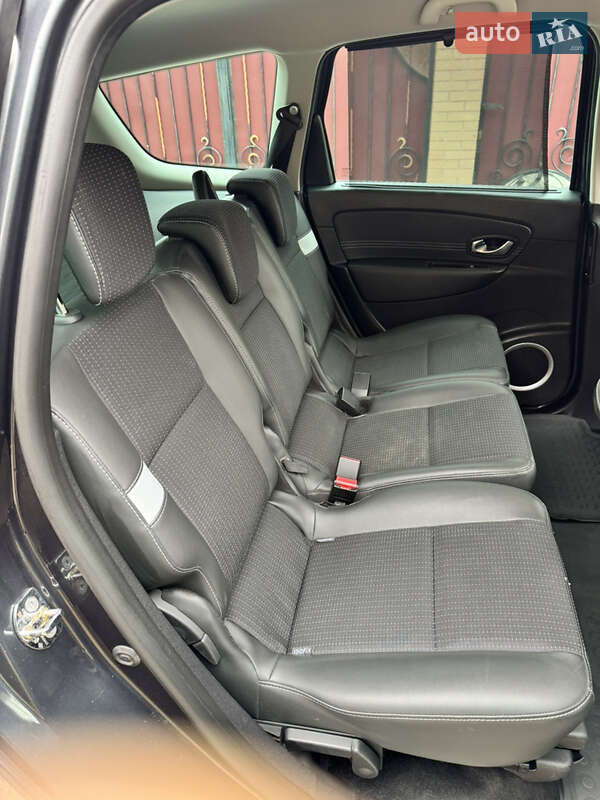 Минивэн Renault Grand Scenic 2011 в Котельве