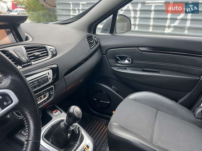 Минивэн Renault Grand Scenic 2012 в Луцке фото 28 Минивэн Renault Grand Scenic 2012 в Луцке