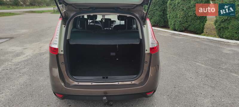 Минивэн Renault Grand Scenic 2016 в Дубно