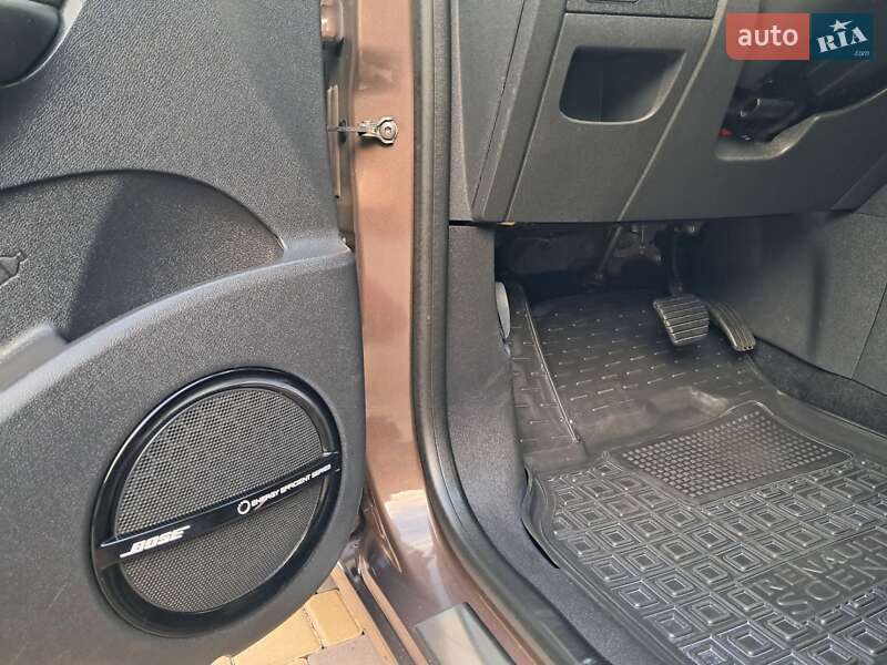 Минивэн Renault Grand Scenic 2013 в Могилев-Подольске