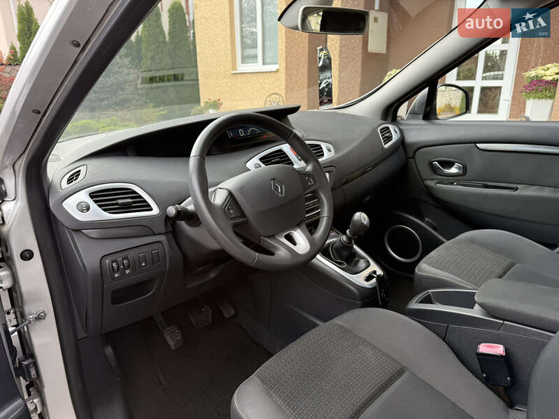 Минивэн Renault Grand Scenic 2010 в Тернополе