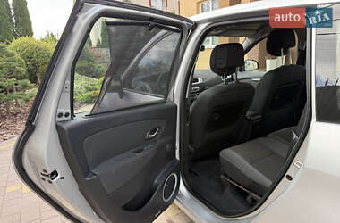 Минивэн Renault Grand Scenic 2010 в 