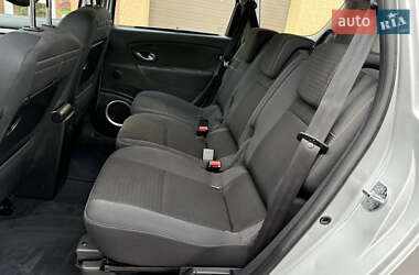 Минивэн Renault Grand Scenic 2010 в 