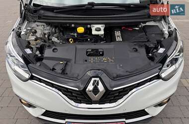 Минивэн Renault Grand Scenic 2017 в 