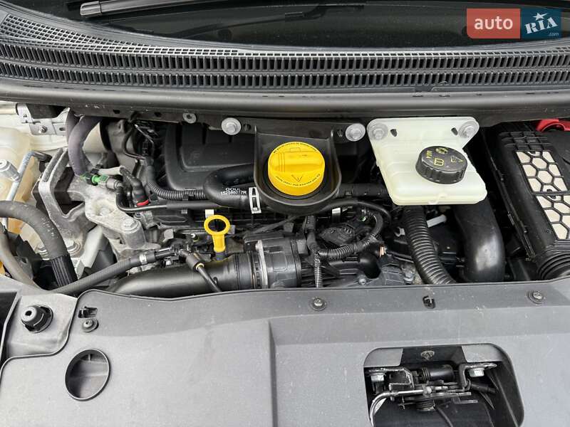 Минивэн Renault Grand Scenic 2017 в Стрые