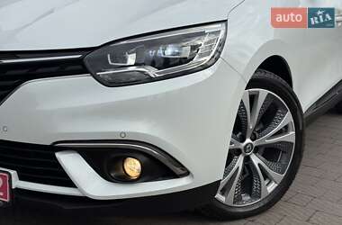 Минивэн Renault Grand Scenic 2017 в 