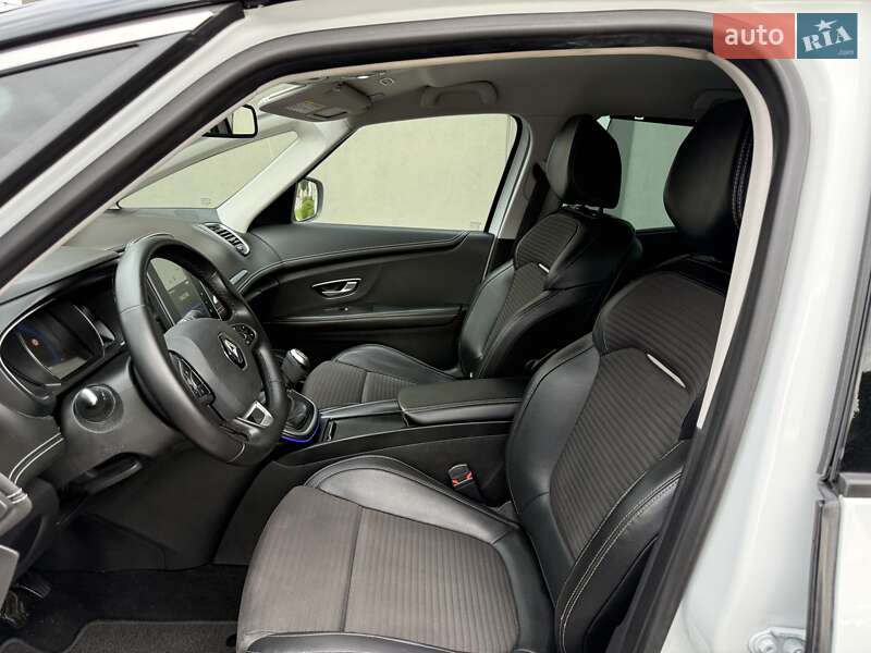 Минивэн Renault Grand Scenic 2017 в Стрые