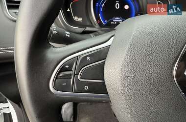 Минивэн Renault Grand Scenic 2017 в 