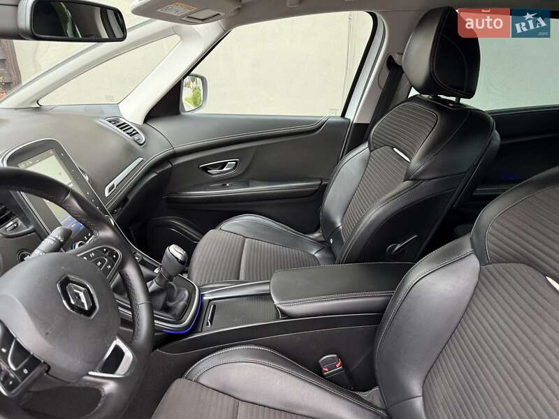 Минивэн Renault Grand Scenic 2017 в Стрые
