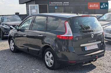 Минивэн Renault Grand Scenic 2011 в 