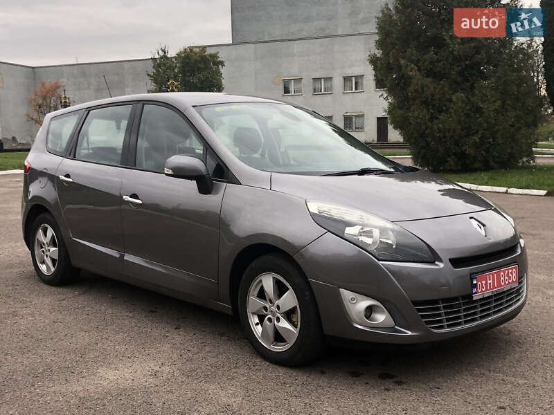 Renault Grand Scenic 2012