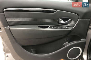 Мінівен Renault Grand Scenic 2012 в 