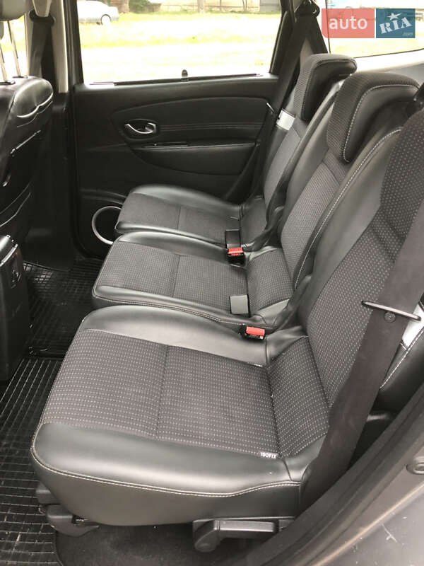 Минивэн Renault Grand Scenic 2012 в Ровно