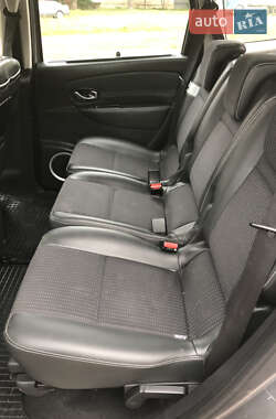Мінівен Renault Grand Scenic 2012 в 