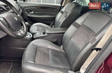 Минивэн Renault Grand Scenic 2016 в 