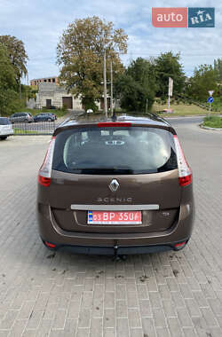 Минивэн Renault Grand Scenic 2010 в 